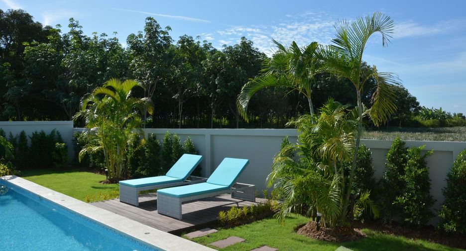 For rent 3 bedrooms villa in Hua Hin, Prachuap Khiri Khan