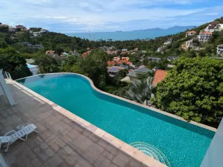 Villa en venta y en alquiler de 6 habitaciones en Ko Samui, Surat Thani