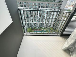 For sale 2 bedrooms condo in Huai Khwang, Bangkok