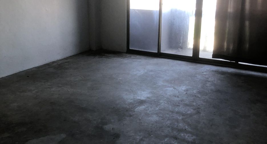 Casa adosada en venta y en alquiler de 1 habitaciones en Cha Am, Phetchaburi