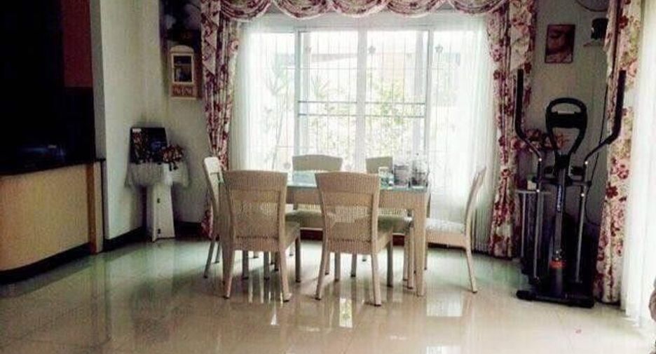 À vendre 3 chambres maison à Hang Dong, Chiang Mai