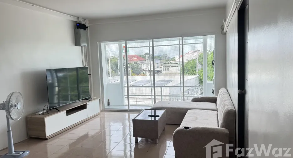 For rent 3 bedrooms townhouse in Pran Buri, Prachuap Khiri Khan