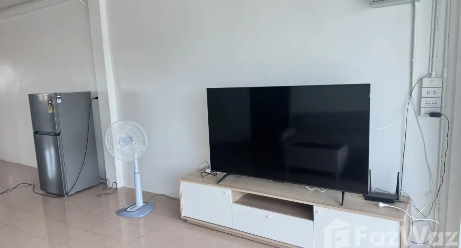 For rent 3 bedrooms townhouse in Pran Buri, Prachuap Khiri Khan