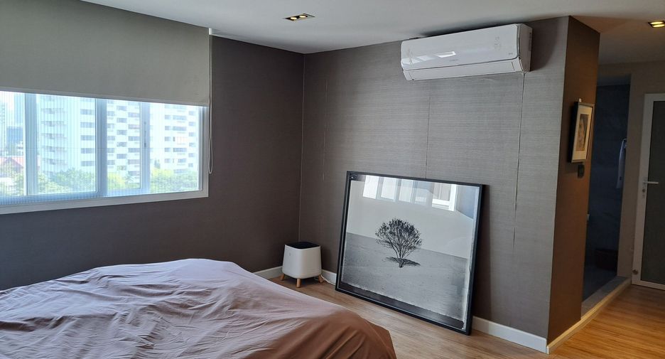 For sale 2 bedrooms condo in Sathon, Bangkok
