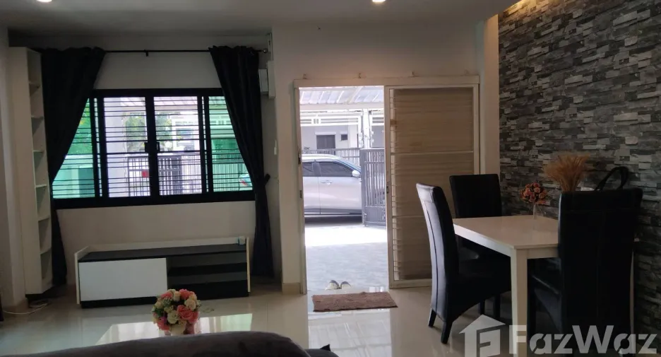 Casa adosada en alquiler de 2 habitaciones en Mueang Chiang Mai, Chiang Mai