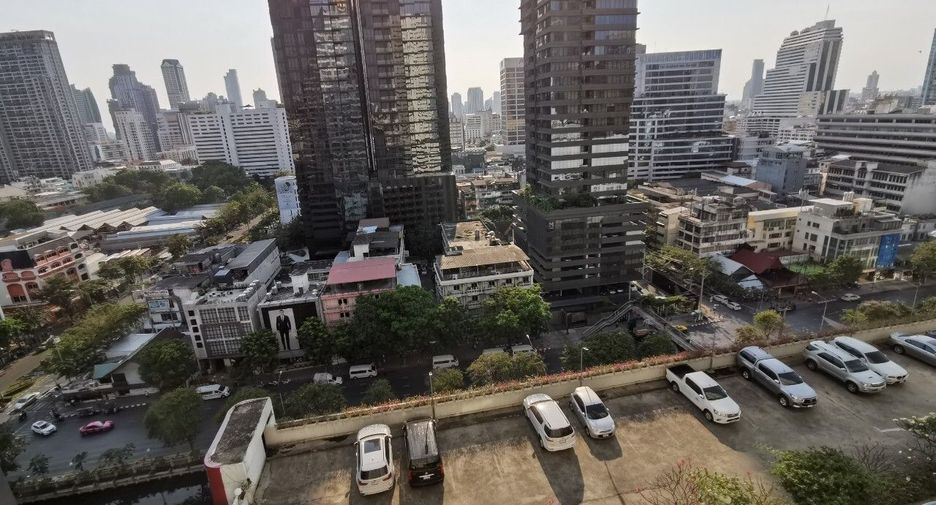 For sale 1 bed condo in Bang Rak, Bangkok