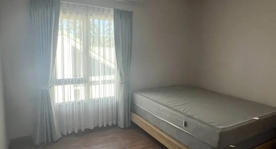 Casa en alquiler de 3 habitaciones en Mueang Chiang Mai, Chiang Mai