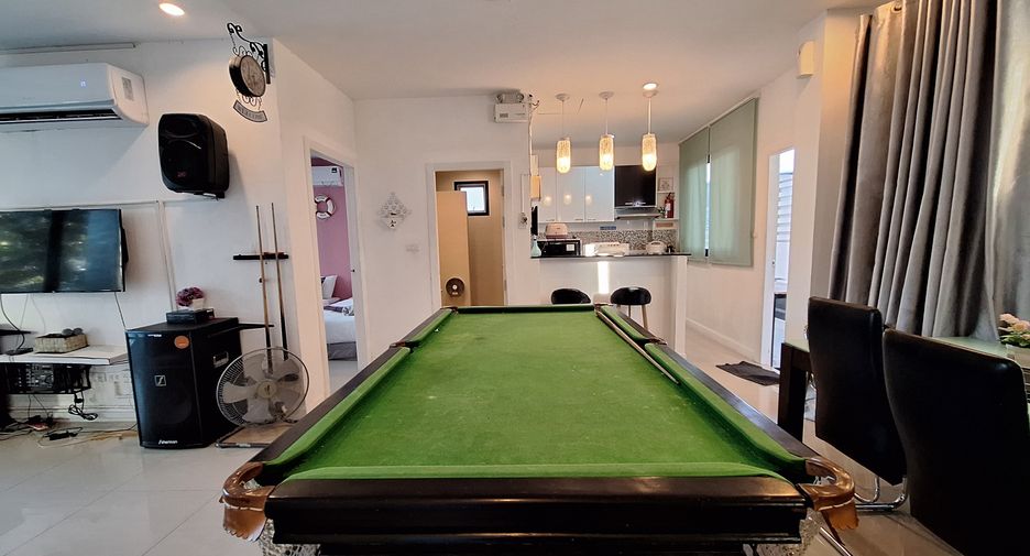 For rent 4 bedrooms villa in Hua Hin, Prachuap Khiri Khan