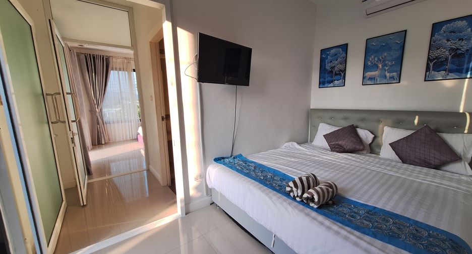 For rent 4 bedrooms villa in Hua Hin, Prachuap Khiri Khan