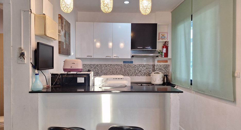 For rent 4 bedrooms villa in Hua Hin, Prachuap Khiri Khan
