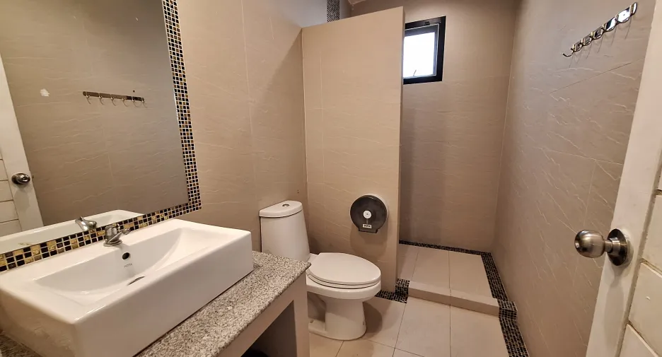 For rent 4 bedrooms villa in Hua Hin, Prachuap Khiri Khan