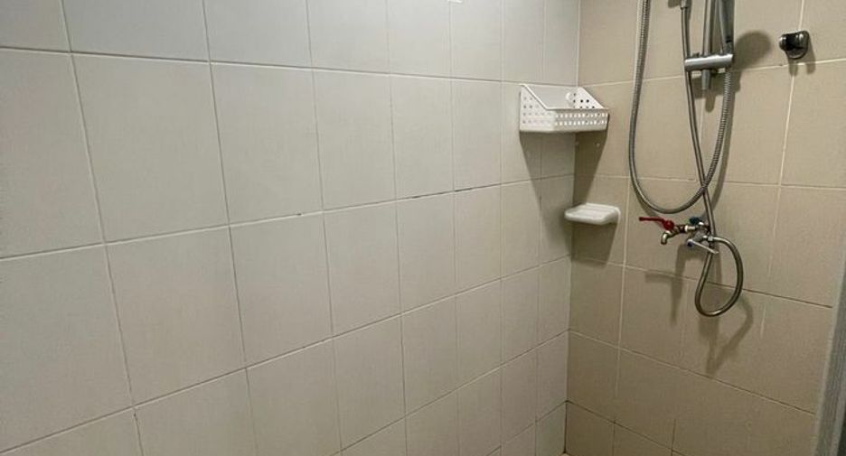 Wohnung zum Kauf mit 1 Zimmer in Bang Sue, Bangkok