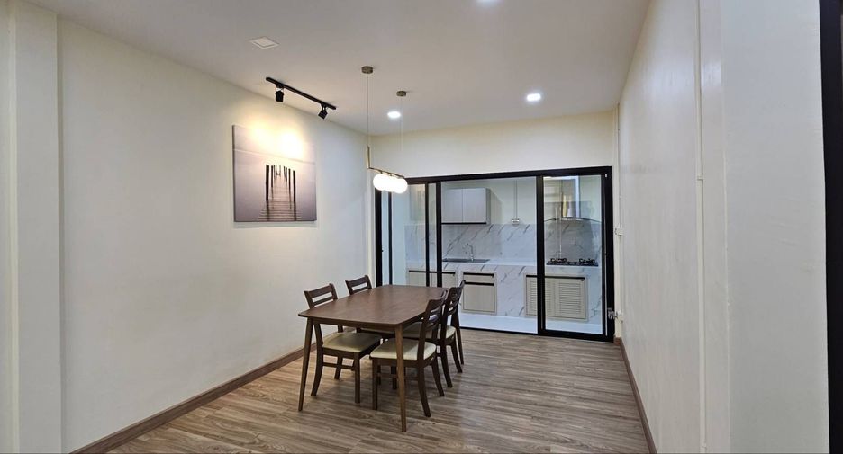 For rent 2 bedrooms house in Mueang Chiang Mai, Chiang Mai