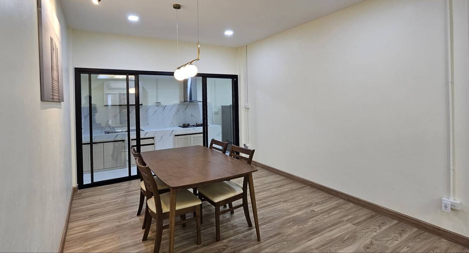 For rent 2 bedrooms house in Mueang Chiang Mai, Chiang Mai