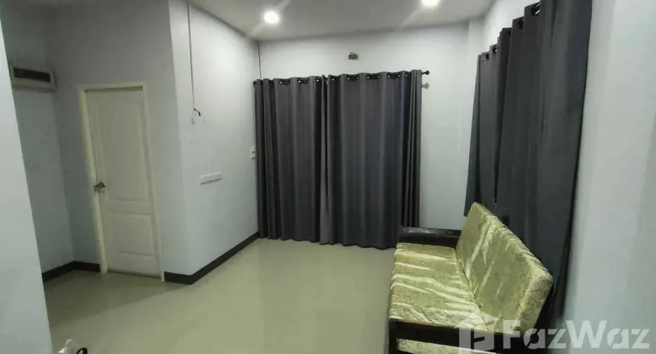 For rent 3 bedrooms house in San Kamphaeng, Chiang Mai
