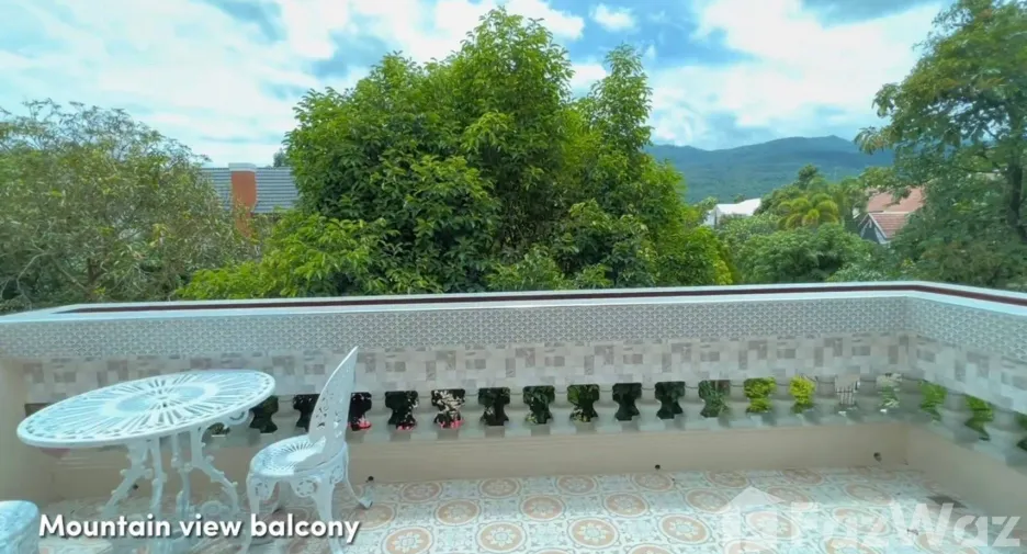 For rent 4 bedrooms villa in Mueang Chiang Mai, Chiang Mai