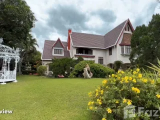 Villa zur Miete mit 4 Zimmer in Mueang Chiang Mai, Chiang Mai