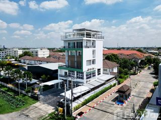 For sale office in Saphan Sung, Bangkok