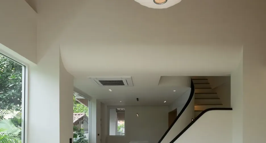 Casa adosada en venta de 2 habitaciones en Phra Khanong, Bangkok