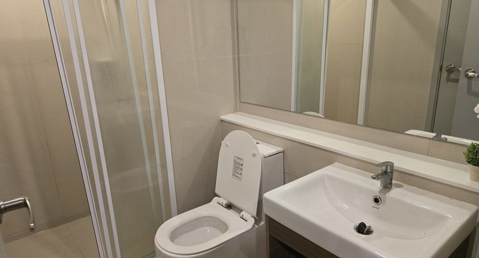 For sale 1 bed condo in Suan Luang, Bangkok