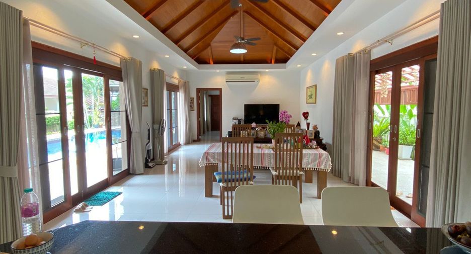 For sale and for rent 4 bedrooms villa in Hua Hin, Prachuap Khiri Khan