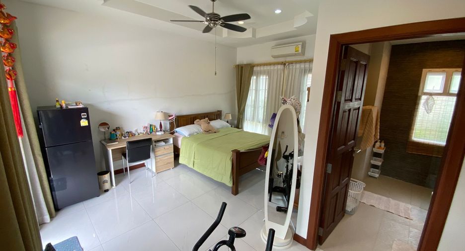 For sale and for rent 4 bedrooms villa in Hua Hin, Prachuap Khiri Khan