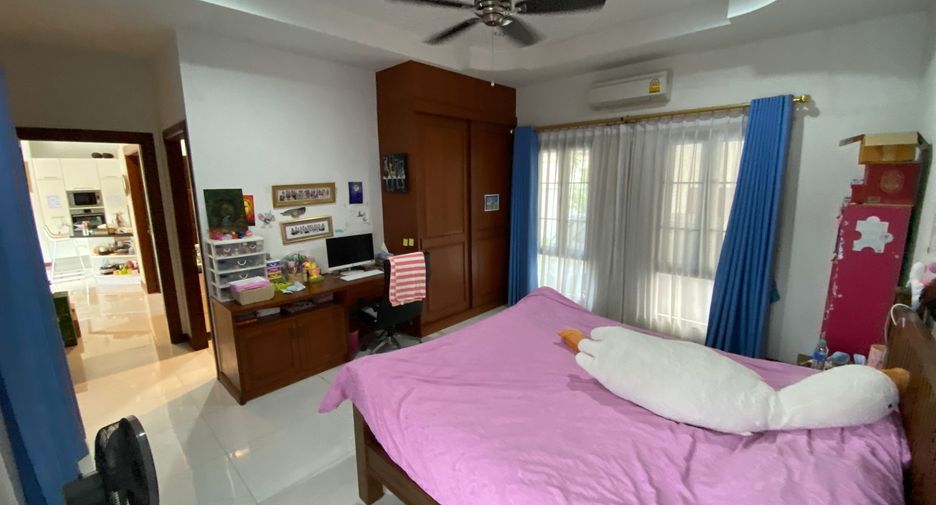 For sale and for rent 4 bedrooms villa in Hua Hin, Prachuap Khiri Khan