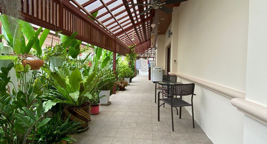 For sale and for rent 4 bedrooms villa in Hua Hin, Prachuap Khiri Khan