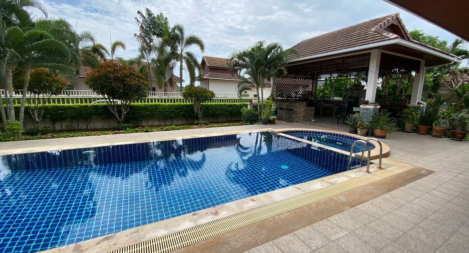 For sale and for rent 4 bedrooms villa in Hua Hin, Prachuap Khiri Khan
