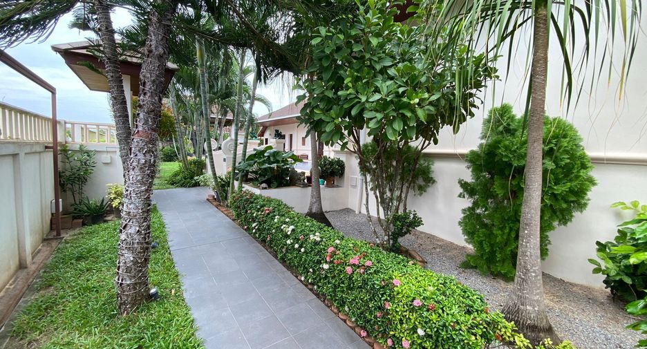 For sale and for rent 4 bedrooms villa in Hua Hin, Prachuap Khiri Khan