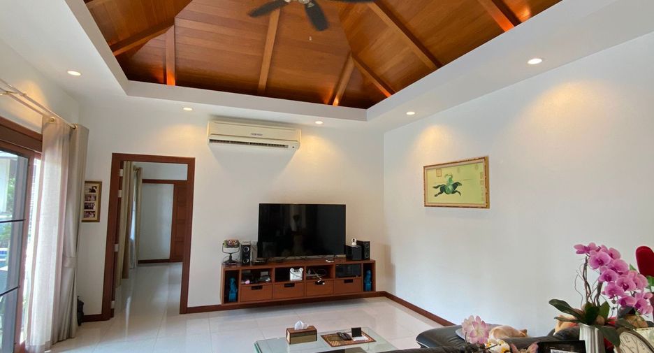 À vendre et à louer 4 chambres villa à Hua Hin, Prachuap Khiri Khan