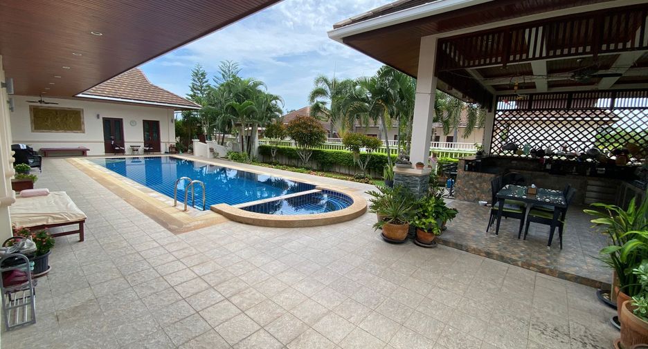 For sale and for rent 4 bedrooms villa in Hua Hin, Prachuap Khiri Khan