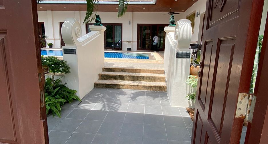 For sale and for rent 4 bedrooms villa in Hua Hin, Prachuap Khiri Khan