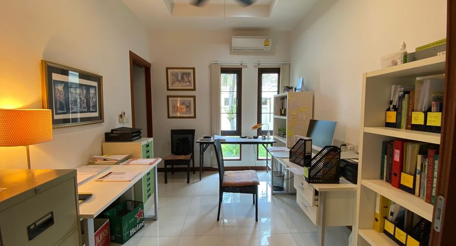 For sale and for rent 4 bedrooms villa in Hua Hin, Prachuap Khiri Khan