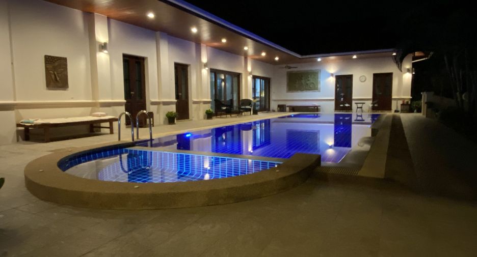 For sale and for rent 4 bedrooms villa in Hua Hin, Prachuap Khiri Khan