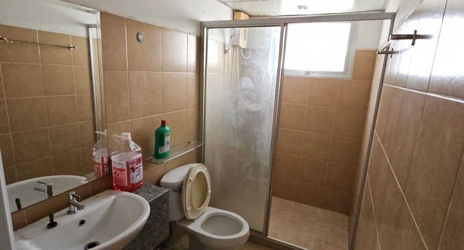 À vendre 2 chambres condo à Prawet, Bangkok