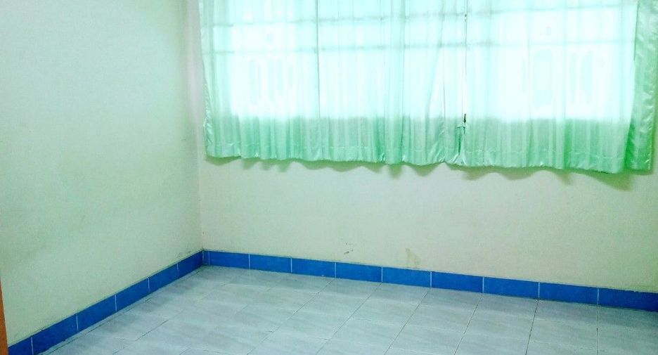Casa en venta y en alquiler de 3 habitaciones en Sai Mai, Bangkok