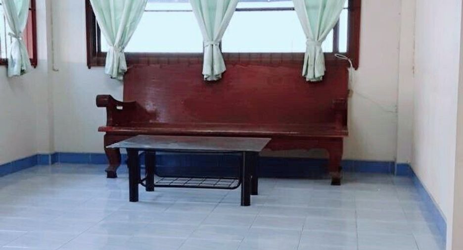 Casa en venta y en alquiler de 3 habitaciones en Sai Mai, Bangkok