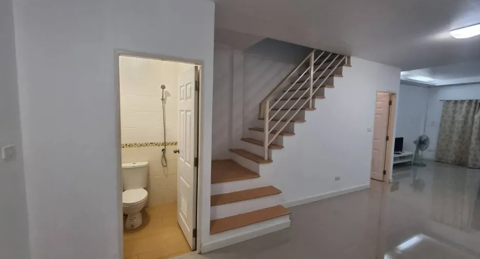 For rent 2 bedrooms townhouse in Hua Hin, Prachuap Khiri Khan