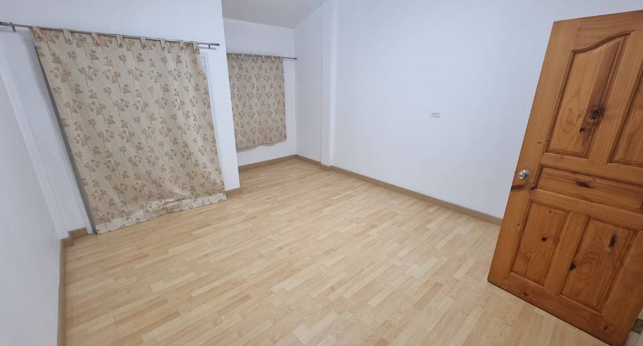 For rent 2 bedrooms townhouse in Hua Hin, Prachuap Khiri Khan