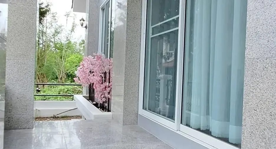 出售 和 出租 3 卧室 独立屋 在 San Sai, Chiang Mai