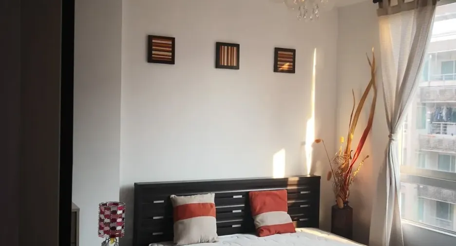 For sale and for rent 1 bed condo in Huai Khwang, Bangkok