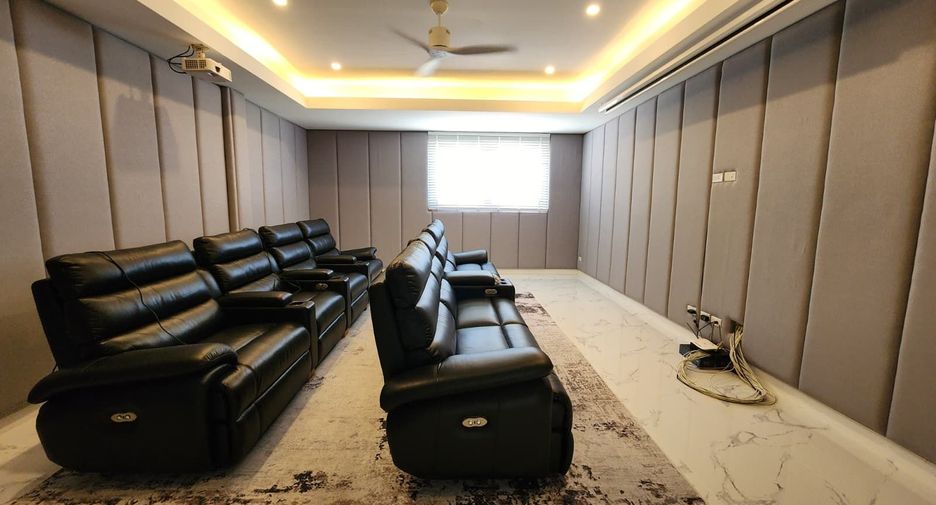 For sale 6 bedrooms villa in Ko Samui, Surat Thani