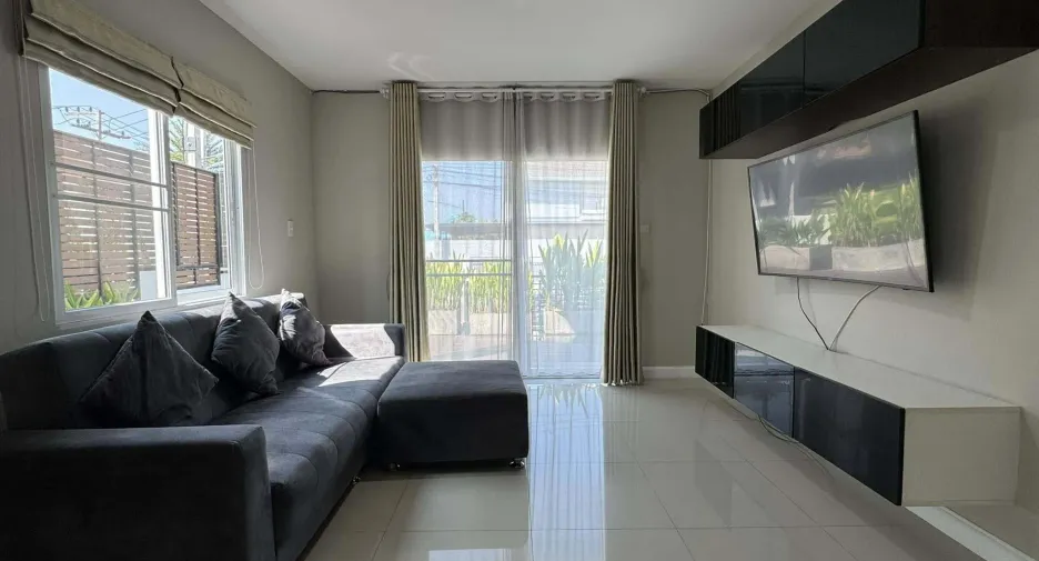 For rent 3 bedrooms house in San Sai, Chiang Mai