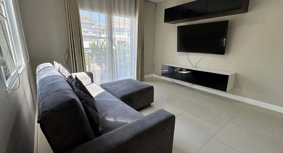 For rent 3 bedrooms house in San Sai, Chiang Mai