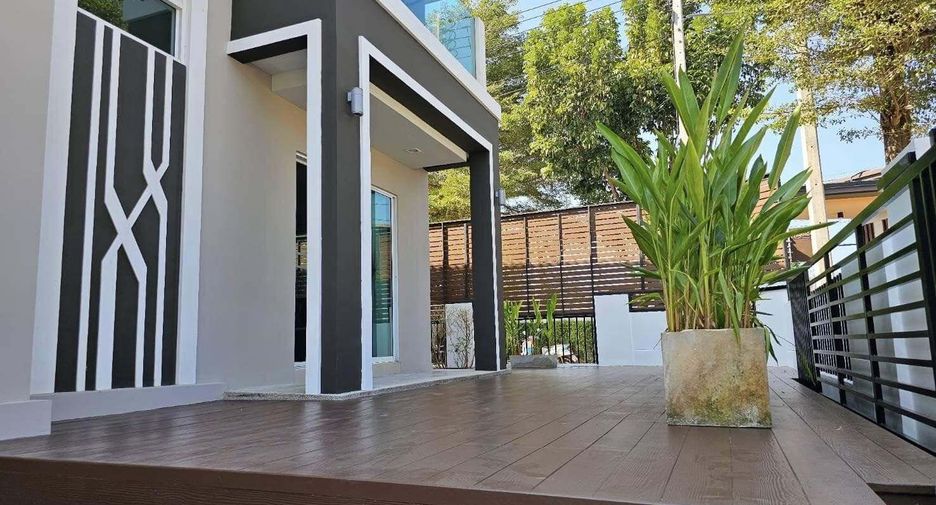 For rent 3 bedrooms house in San Sai, Chiang Mai