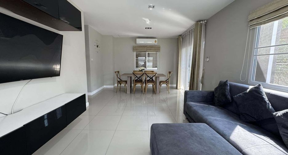 For rent 3 bedrooms house in San Sai, Chiang Mai