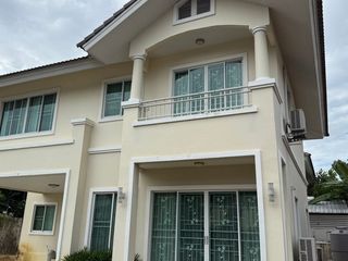 For Rent 4 Bedroom House In San Kamphaeng, Chiang Mai