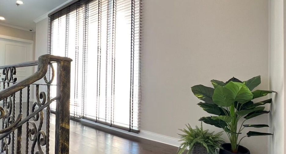 For sale 4 bedrooms condo in Bang Lamung, Chonburi