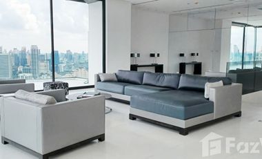 For sale 3 ベッドルーム condo in Sathon, Bangkok